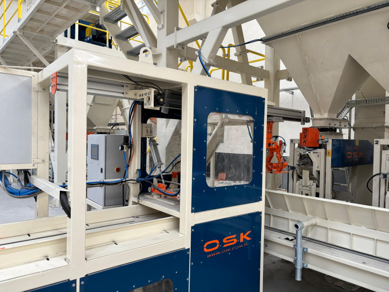 Dry Mortar Machine | Dry Mortar Plants & Industrial Solutions - Automatic bag placer for packing machine