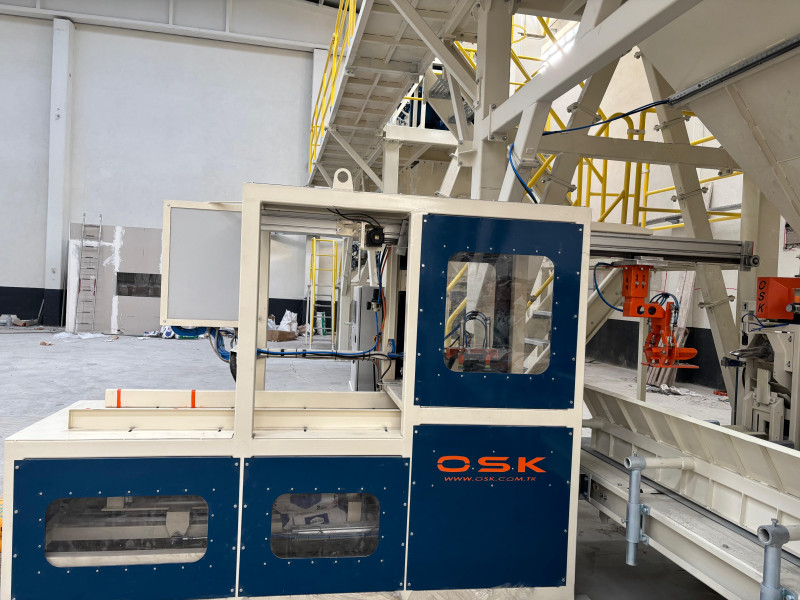 Automatic bag placer for packing machine - 3