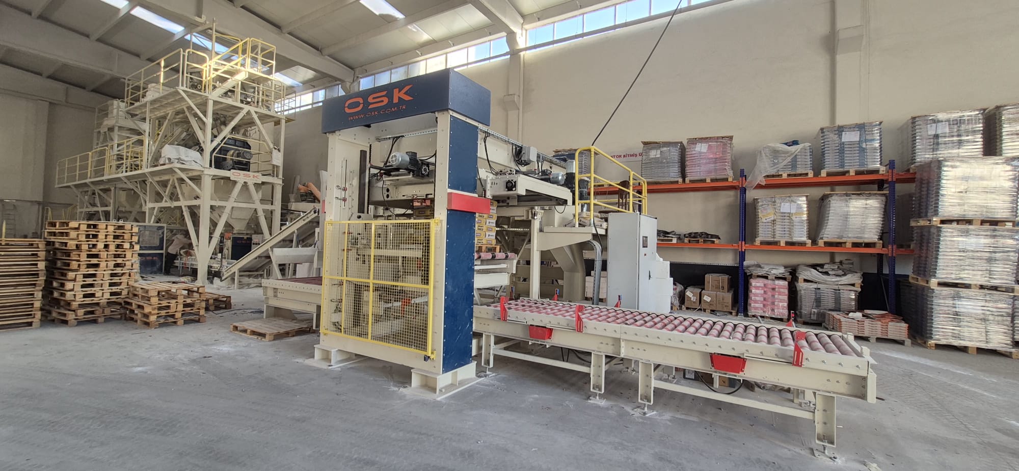 Automatic packing and stacking equipment - 4