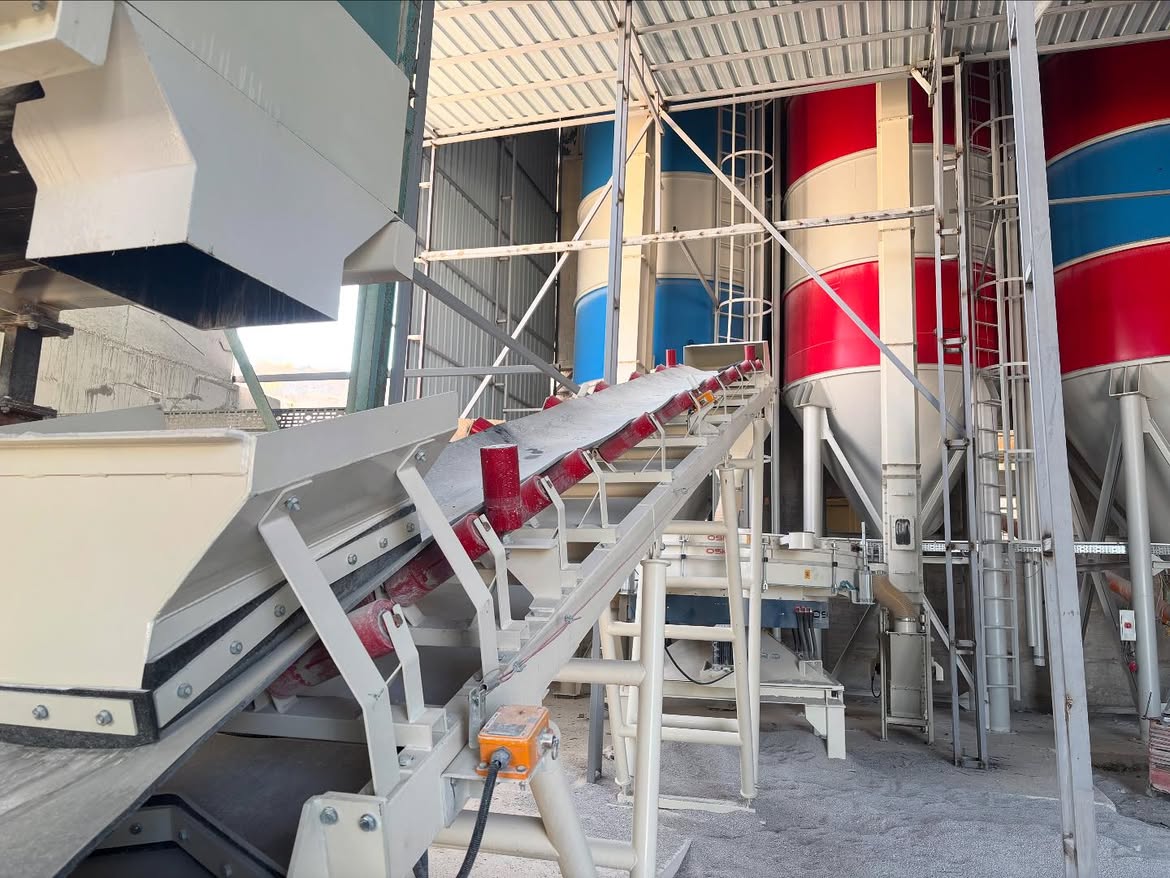 Belt feeder - 4